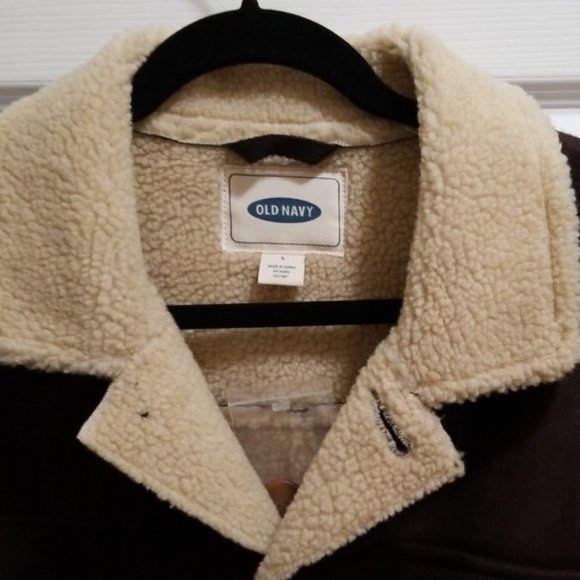 Old Navy Faux Sherling Jacket - Picture 3 of 8